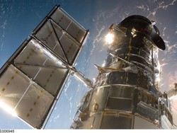 Teleskop Luar Angkasa Hubble Rusak, NASA Kelabakan