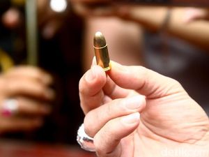 Ancaman Hukuman Mati Bripda LO Penjual Amunisi ke KKB di Papua Pegunungan Ancaman Hukuman Mati Bripda LO Penjual Amunisi ke KKB di Papua Pegunungan