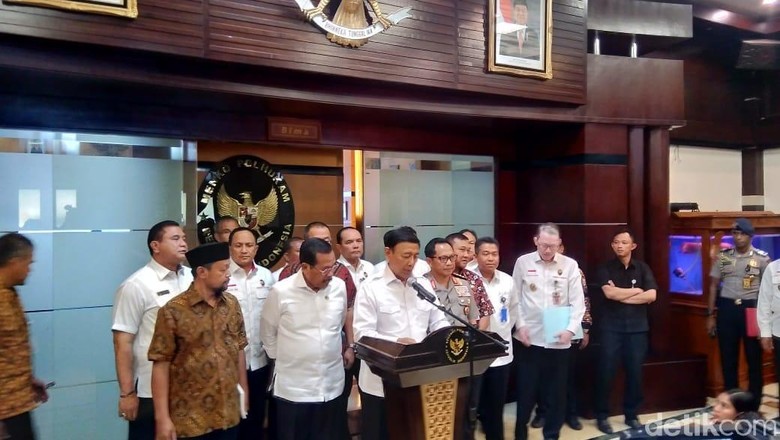 Pernyataan Lengkap Wiranto soal Pembakaran Bendera Berkalimat Tauhid Pernyataan Lengkap Wiranto soal Pembakaran Bendera Berkalimat Tauhid