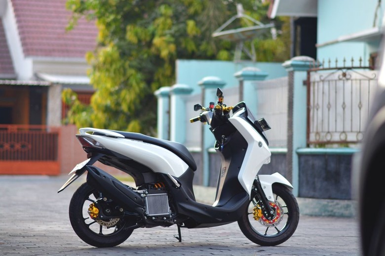 Modifikasi Yamaha Lexi buat Emak Belanja ke Pasar. Foto: Dok. Ian Juno Modifikasi Yamaha Lexi buat Emak Belanja ke Pasar. Foto: Dok. Ian Juno