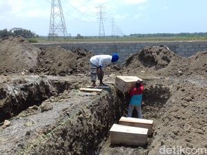 Puluhan Makam Terdampak Proyek Bandara Kulon Progo Direlokasi