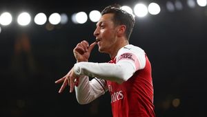Kesebelasan Terbaik Arsenal Versi Mesut Oezil
