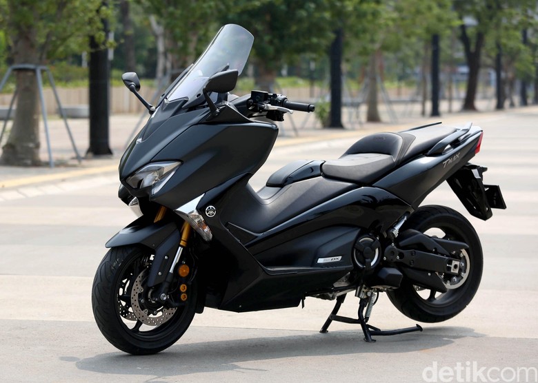 Test Drive Yamaha Tmax