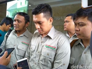 Yaqut Cholil Dipolisikan Terkait Pembakaran Bendera Tauhid Yaqut Cholil Dipolisikan Terkait Pembakaran Bendera Tauhid