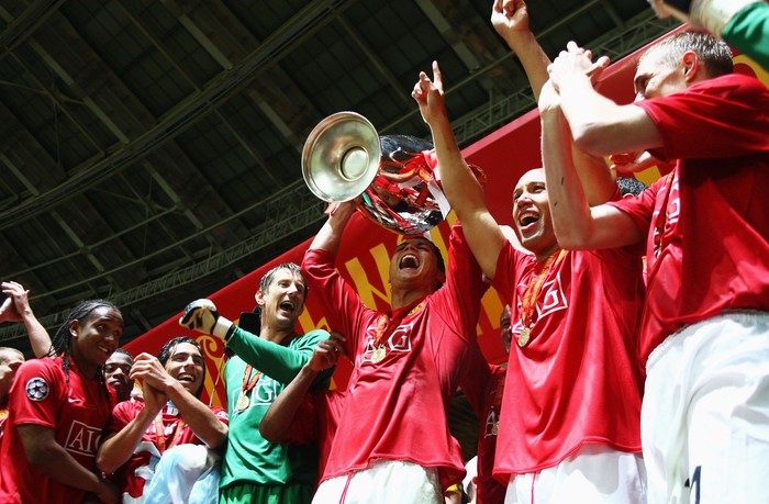 MOSCOW - MAY 21: Cristiano Ronaldo of Manchester United lifts the trophy after the UEFA Champions League Final match between Manchester United and Chelsea at the Luzhniki Stadium on May 21, 2008 in Moscow, Russia.  (Photo by Michael Steele/Getty Images)