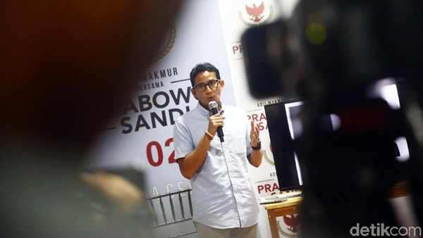 Sandiaga Paparkan Dana Kampanye Prabowo-Sandi
