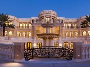 Dilelang Rp 2,3 T, Vila Tengah Laut di Florida Bikin Takjub