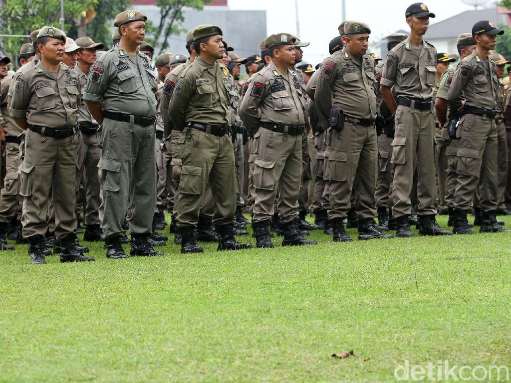 Kasatpol PP Jakbar Larang Anggota Pungli ke PKL: 5 Orang Sudah Dipecat! Kasatpol PP Jakbar Larang Anggota Pungli ke PKL: 5 Orang Sudah Dipecat!