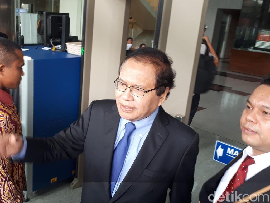 Datangi KPK, Rizal Ramli Laporkan Dugaan Korupsi Impor Pangan Datangi KPK, Rizal Ramli Laporkan Dugaan Korupsi Impor Pangan
