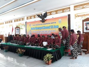Ada di Bantul, Ratusan Orang Ikut Macapat Massal 72 Jam Nonstop Ada di Bantul, Ratusan Orang Ikut Macapat Massal 72 Jam Nonstop
