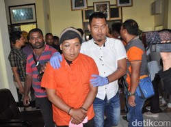 Sadis! Polisi di Papua Dianiaya Istri dan Selingkuhannya