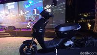 Skuter Listrik Benelli