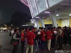 Jangan Biarkan Timnas U-19 Bertanding di GBK Tanpa Nyanyian Suporter