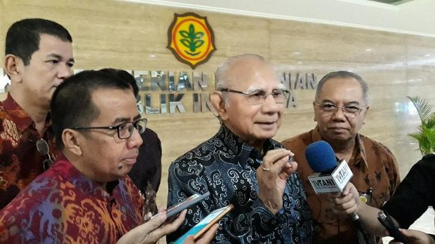 Prof Emil Salim