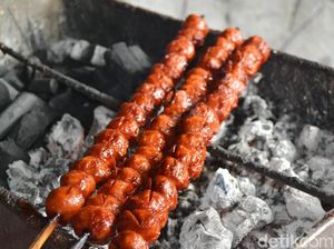 Pedas Gurih Mantap! Bakso Bakar yang Hits di Malang Pedas Gurih Mantap! Bakso Bakar yang Hits di Malang
