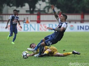 Raih Satu Poin di Markas Bhayangkara, Arema Puas