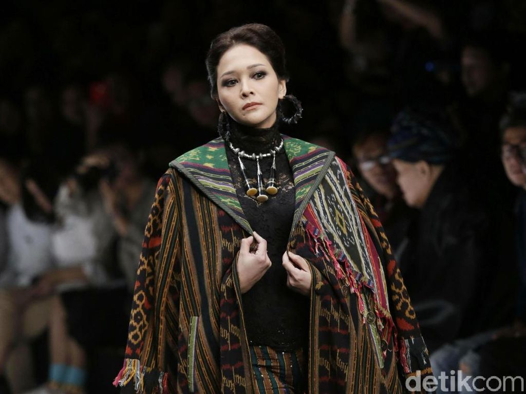 Maia Estianty Sebut Irwan Mussry Punya Banyak Kesamaan dengan Ahmad Dhani Maia Estianty Sebut Irwan Mussry Punya Banyak Kesamaan dengan Ahmad Dhani