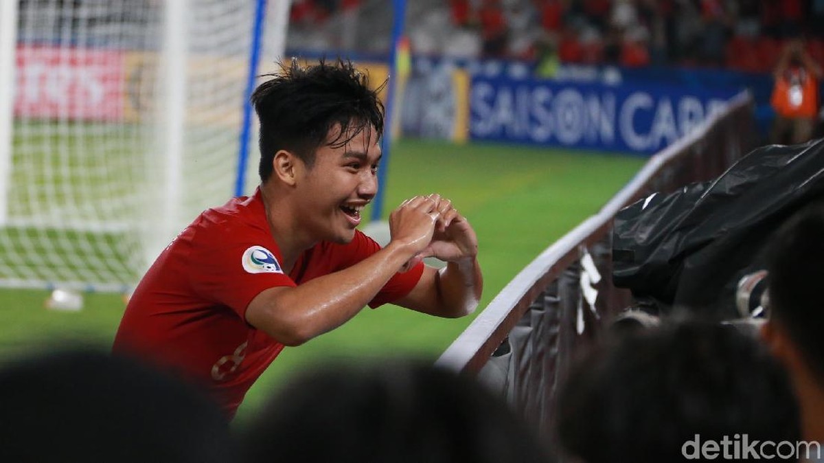 Witan Sulaeman menentukan kemenangan Indonesia atas UEA di Piala Asia U-19. (Foto: Ari Saputra)