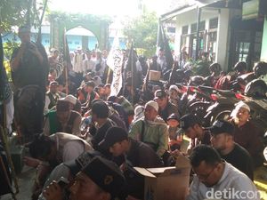 Ada Aksi Bela Bendera Berkalimat Tauhid di Yogyakarta Ada Aksi Bela Bendera Berkalimat Tauhid di Yogyakarta