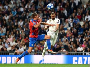 Sundulan Benzema Bawa Madrid Ungguli Plzen 1-0