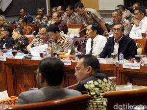 Komisi III DPR Rapat dengan KPK, Polri dan Kejagung