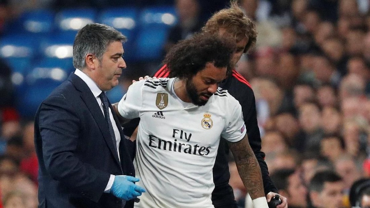 Marcelo mengalami cedera saat Madrid hadapi Viktoria Plzen (Paul Hanna/Reuters)