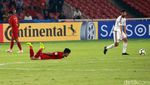 Momen Saat Egy Terkapar dan Tinggalkan Lapangan