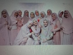 Bukan Geng Sosialita, Ini Hijab Squad