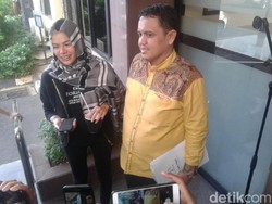 Diperiksa 1,5 Jam, Nikita Mirzani Ditanya soal Tuduhan Sam Aliano