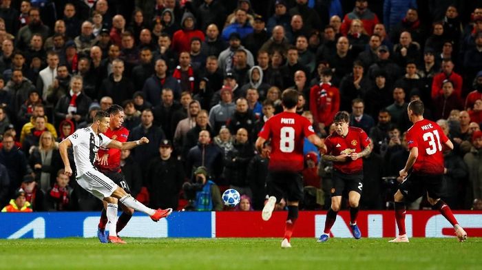 Juventus mempermalukan MU 1-0 di Old Trafford. (Foto: Jason Cairnduff/Action Images via Reuters) Juventus mempermalukan MU 1-0 di Old Trafford. (Foto: Jason Cairnduff/Action Images via Reuters)