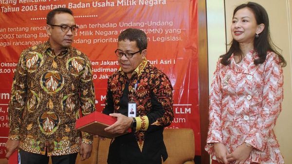 Alumni FHUI Gelar Seminar RUU BUMN