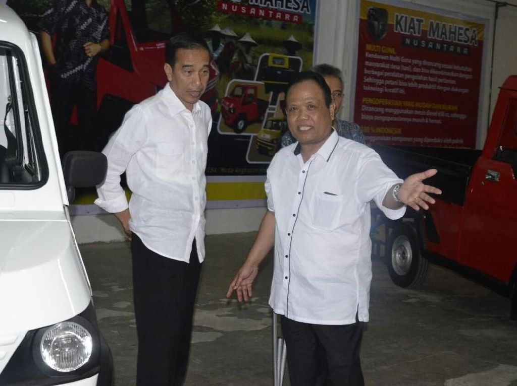 Curhat Penggagas Esemka yang Beralih Garap Mobil Pedesaan Curhat Penggagas Esemka yang Beralih Garap Mobil Pedesaan