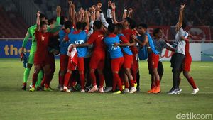 Indonesia Lolos, Tangis Bahagia Pecah di GBK