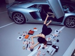 Kelas Menengah China Pamerkan Kekayaan Mereka di Medsos