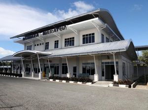 Melihat Bandara Maratua di Pulau Terdepan Indonesia