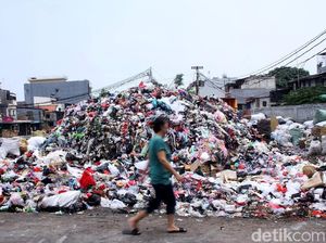 Sampah Menggunung di Tamansari, Ini Penjelasan Kadis LH DKI