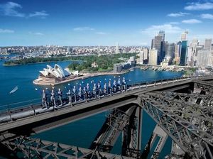 Serangan Hiu di Sydney buat Seorang Wanita Luka Parah Serangan Hiu di Sydney buat Seorang Wanita Luka Parah