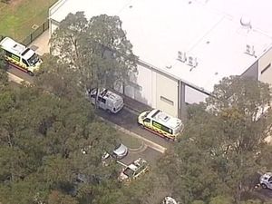 Siswa SMA di Australia Tusuk Teman-temannya dengan Suntik Bekas Siswa SMA di Australia Tusuk Teman-temannya dengan Suntik Bekas