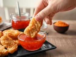 Happ! Wanita Ini Sanggup Melahap 360 Nugget dalam Sekali Makan