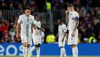 Kalah dari Barca, Inter menempati peringkat dua klasemen Grup B dengan enam poin. Inter akan gantian menjamu Barca di Giuseppe Meazza pada 6 November. Foto: Albert Gea/Reuters
