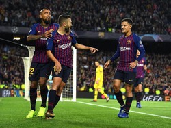 Dengan kemenangan ini, Barca masih sempurna dengan tiga kemenangan dalam tiga pertandingan di fase grup. Foto: David Ramos/Getty Images