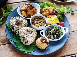 10 Kreasi Nasi Kepal a la Jepang Ini Dijamin Bikin Ngiler