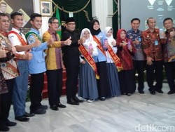 Menkum HAM Beri Penghargaan 147 Desa Sadar Hukum di Jabar