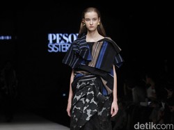 Pertunjukan Dalam Gelap, Lulu Lutfi Buat Penonton JFW Merinding