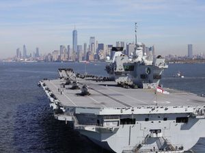 Usai Larang Huawei, Inggris Siapkan Kapal Induk Awasi China