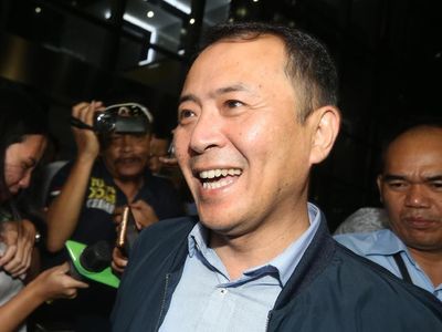 Diperiksa KPK 10 Jam, Eks Presdir Lippo Cikarang Umbar Senyuman