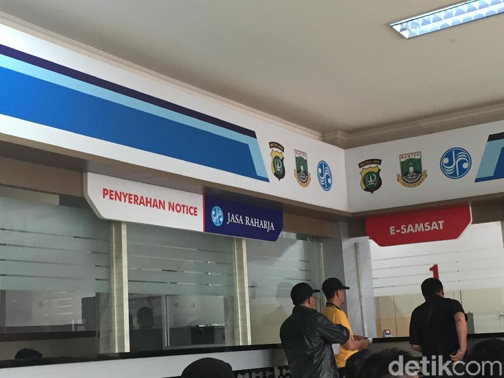 Imbas Corona, Polri Hapus Denda Pajak Kendaraan Sampai Mei Imbas Corona, Polri Hapus Denda Pajak Kendaraan Sampai Mei