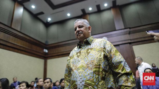Dirut PLN Sofyan Basir sedang berada di Prancis.