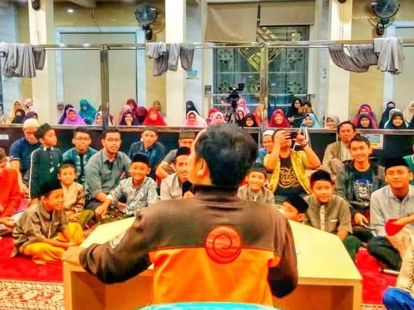 Foto: Ketika Thor dan Naruto Ikut Pengajian