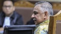 Ekspresi Dirut PLN Saat Bersaksi di Sidang Korupsi PLTU Riau-1